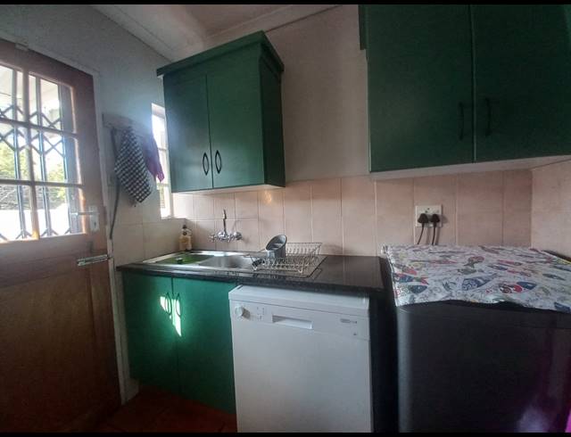 2 BEDROOM SECTIONAL TITLE TO LET IN HEIDELBERG CENTRAL